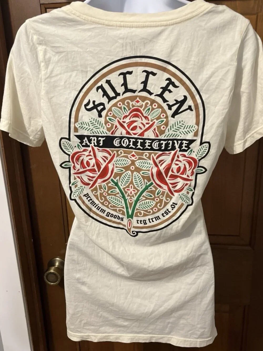 Sullen Art Collective Short Sleeve Shirt Beige  Rose Graphic - Picture 3 of 7